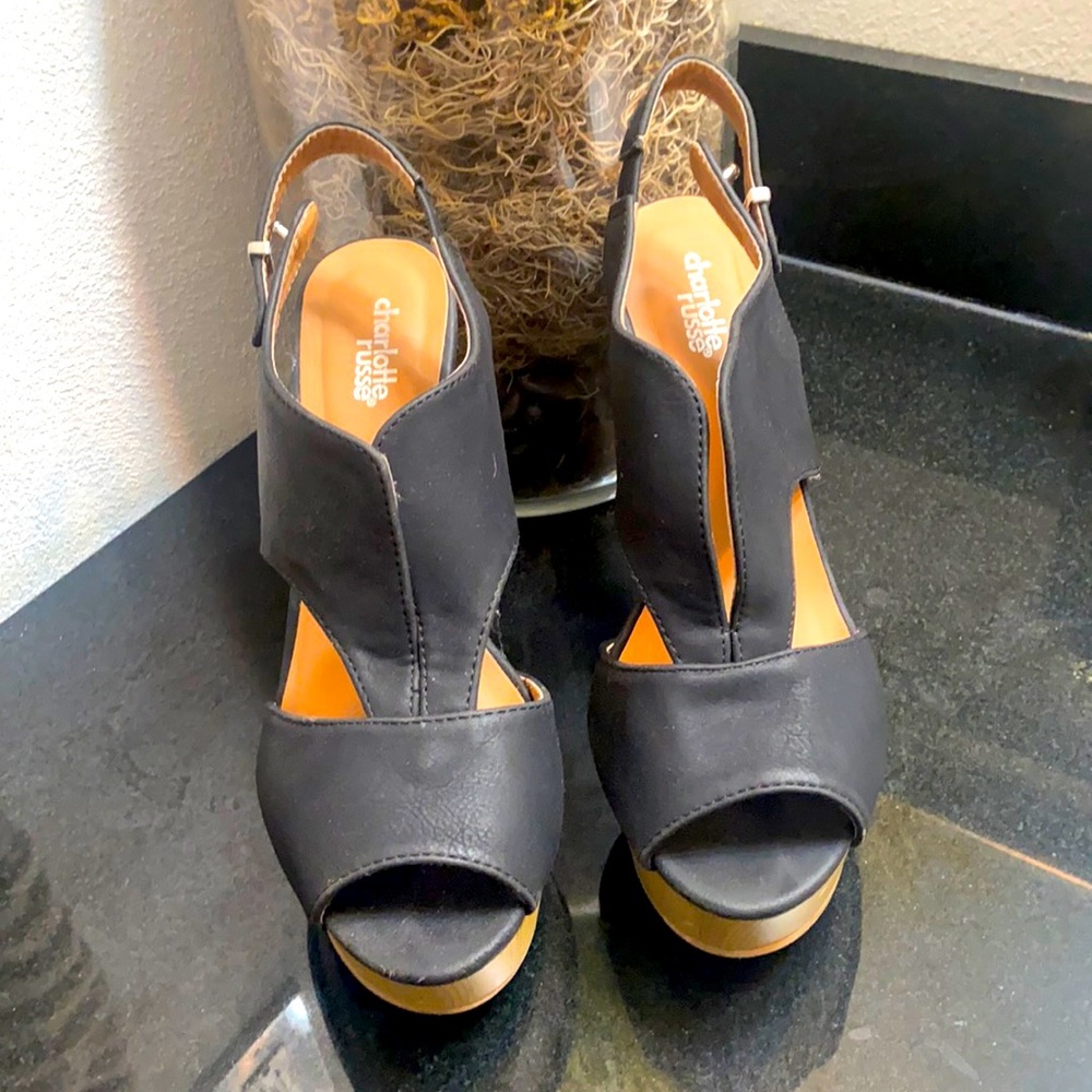 Black sandals